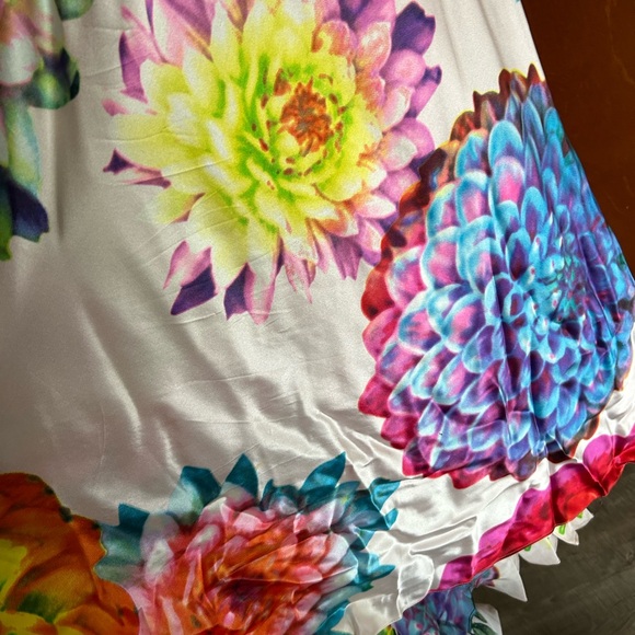 Floral Formal Dress | 6 - Picture 15 of 16